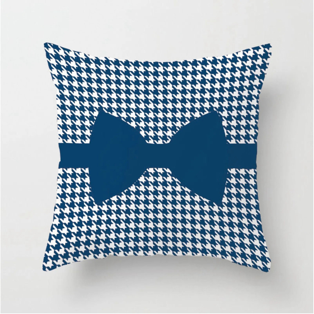 Face Pattern Pillow Cover In Blue